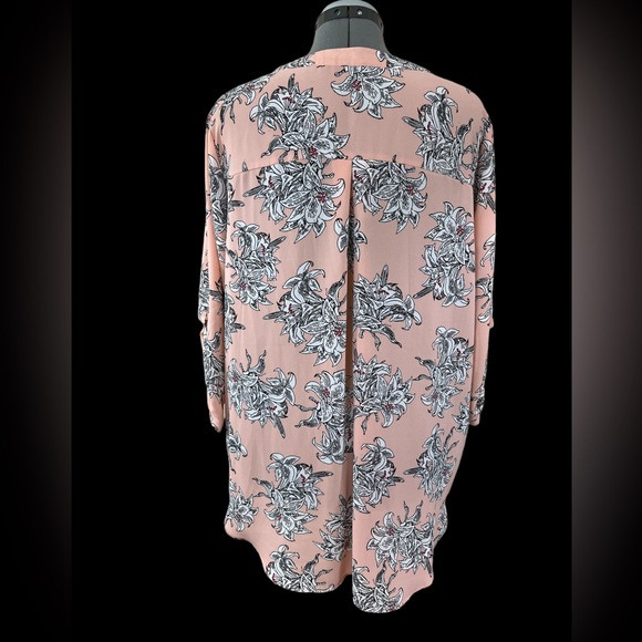 Chaus Sheer Floral Print Pullover V Neck Roll Tab Blouse Women's Plus Size 2X - Picture 6 of 8